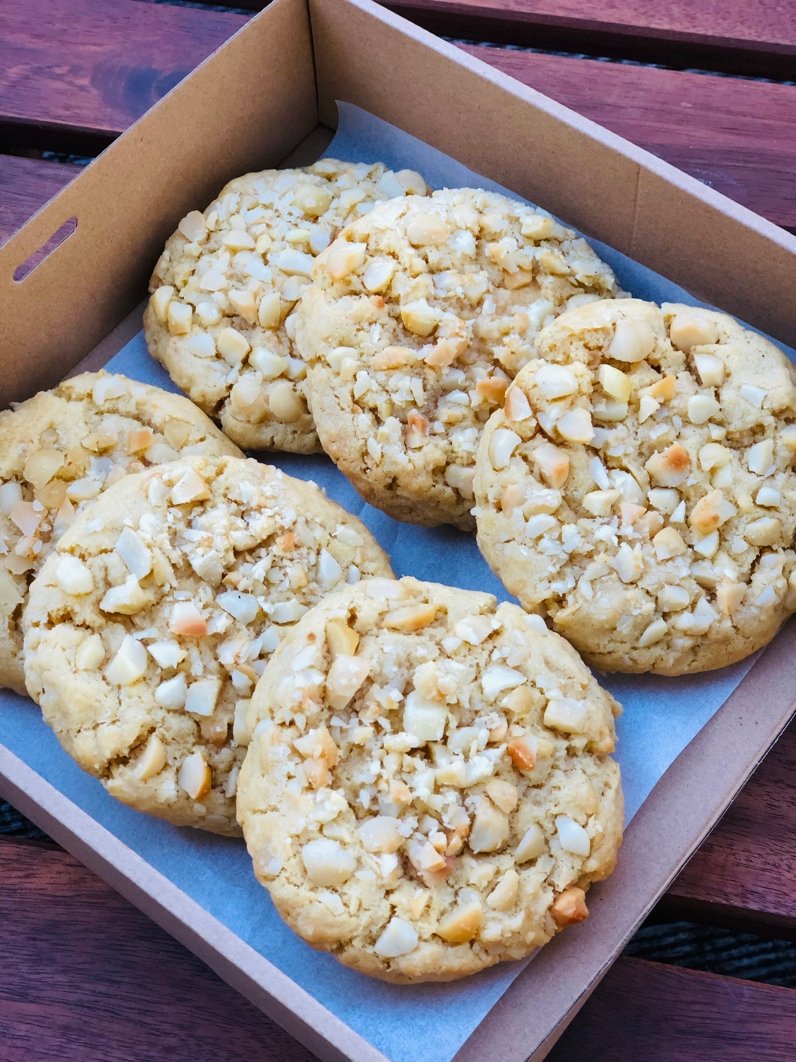 Macadamia Cookies